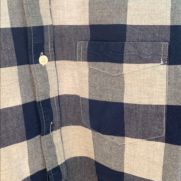 LIKE NEW: OLD NAVY Blue Button Down Shirt, Men’s L - Picture 5 of 7